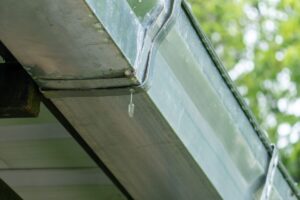 what are the signs you need new gutters