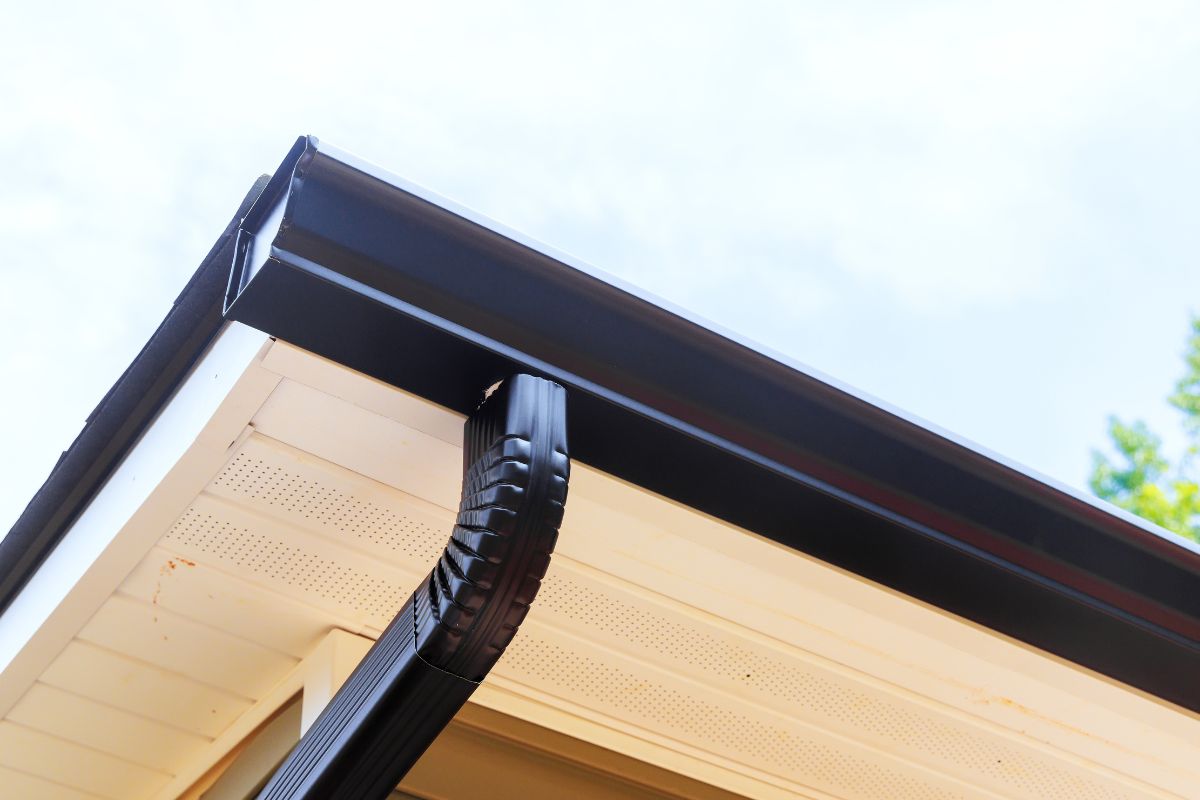what are the signs you need new gutters