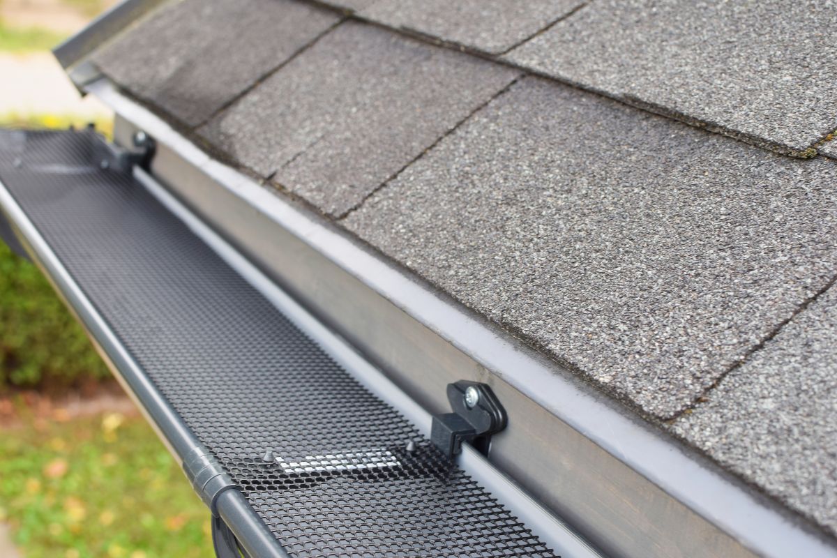 choose right gutter size for home